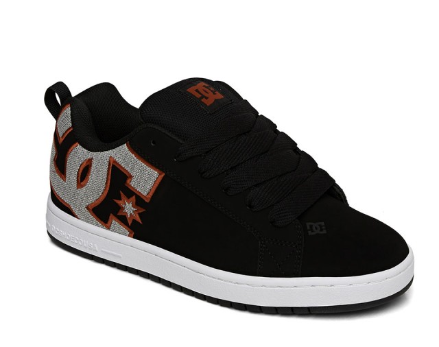 300927_COURTGRAFFIKSE_XKSR_RGT2_89