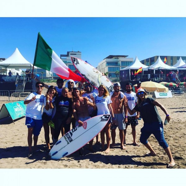 12038496_10153686220682317_1876174513284711239_n