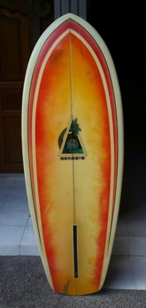 Una delle tavolacce classiche del Maestro (la foto è sua, fetish a manetta)