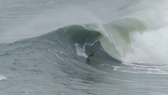 AlessandroMarciano1 Nazare 1-12-2015 Photo-AlineVanHaren