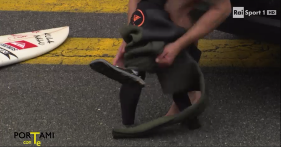 fabrizio_si_prepara_per_entrare_in_acqua_w564_h295